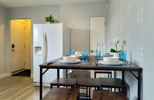 West Edmonton House | Family-friendly comfort near Misericordia Hospital and West Ed Mall