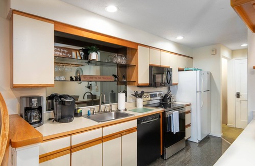 Bartlett Condo | Family-friendly condo with amenities minutes from StoryLand & ski mountains!