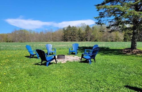 Lion's Head House | Family friendly cottage ☆walking distance to beach
