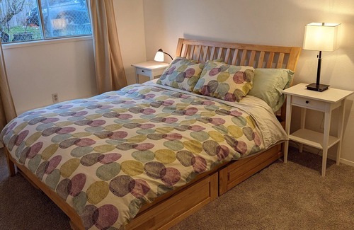 Seattle Metro Area Apartment | Family Friendly Guest Suite in Seward Park. Easy walk to Columbia City!