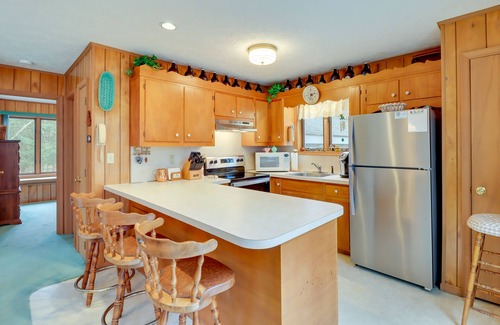 Gouldsboro House | Family-Friendly Home in Big Bass Lake Community!