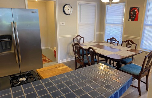 Rio Vista House | Family-Friendly Home - Walking Distance to San Marcos River