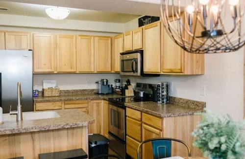 Helena House | Family-Friendly Home w/Access to Trails, Play Room & Home Gym