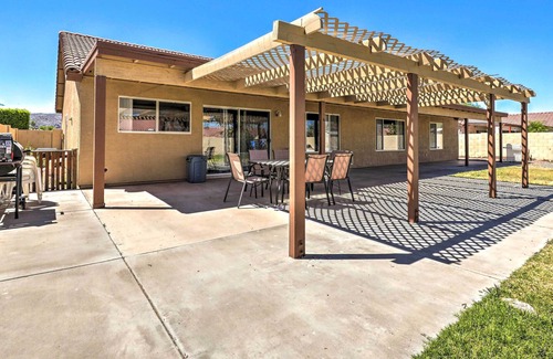 South Mountain House | Family-Friendly Phoenix Home w/ Private Yard!