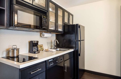 Huntsville Apartment | Family Friendly Property in Huntsville! Kitchenette, Pets Allowed!