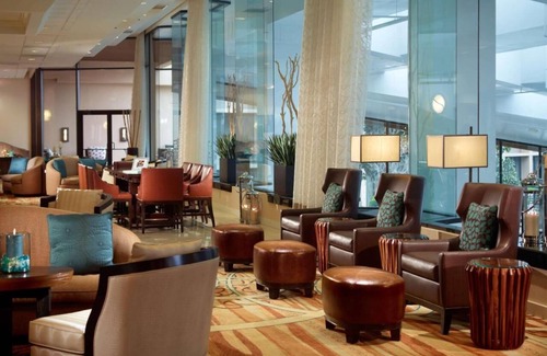 Nashville Hotel | Family Friendly Property in Nashville! Pets Allowed, Parking, Shuttle!