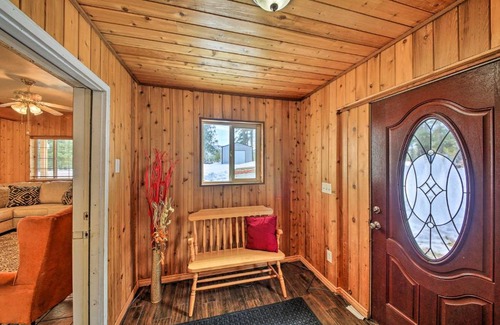 Sagle House | Family-Friendly Sagle Vacation Rental with Deck