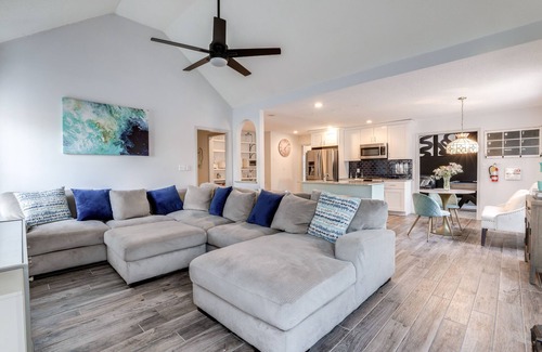 Stockbridge House | Family-Friendly Stockbridge Home By Amphitheater!