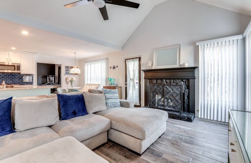 Stockbridge House | Family-Friendly Stockbridge Home By Amphitheater!