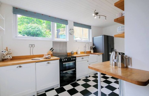 Dartmouth House | Family-friendly Townhouse with Views & Garden
