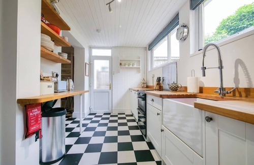 Dartmouth House | Family-friendly Townhouse with Views & Garden