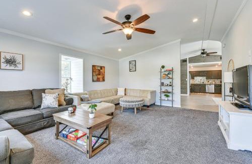 Wright House | Family-Friendly Duplex 6 Mi to Fort Walton Beach!