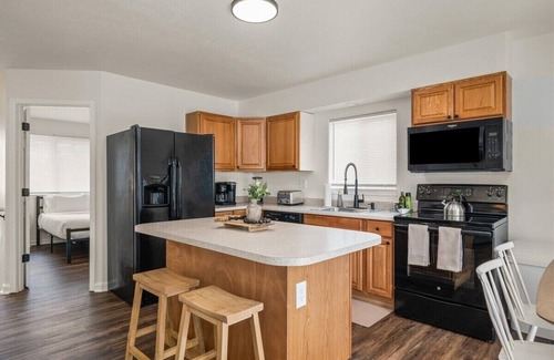 Spokane House | Family Friendly Haven I Renovated & Spacious!