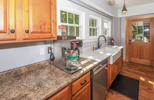 North Conway House | Family-Friendly White Mountain Escape 9BR/10BA