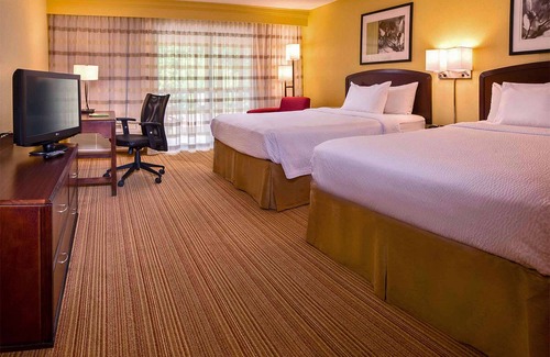 Durham Hotel | Family fun at Weaver Street Park! 3 Pet-friendly Units, FREE Parking, Pool!