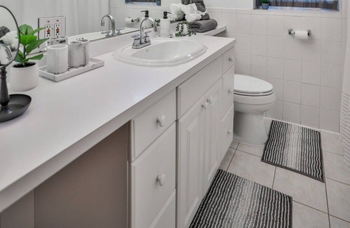 West Town Apartment | Family Fun Haven Summ