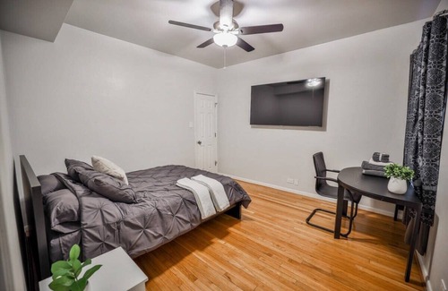 West Town Apartment | Family Fun Haven Summ