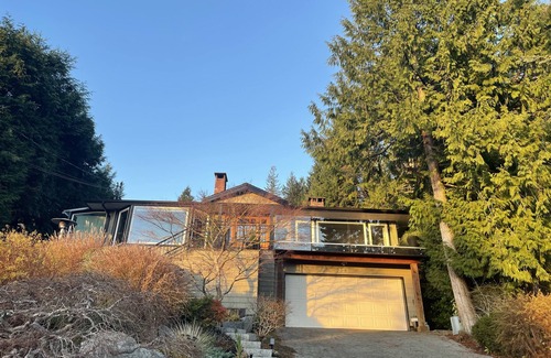 Upper Lonsdale House | Family Fun, Luxury, Private Pool, Views and Amenities Galore!