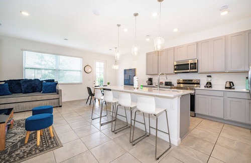 Davenport House | Family Getaway + Parks Nearby + Resort Amenities - Davenport