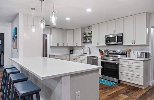 Whitfield House | Family - Heated Pool - Near Siesta Key - Anna Maria - IMG