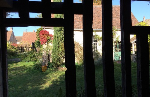 Chateauneuf-sur-Loire House | Family house overlooking the Loire