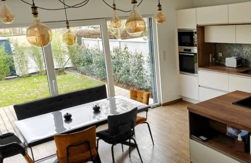 Conde-Sainte-Libiaire House | Family home near Disney
