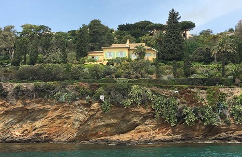 Rayol-Canadel-sur-Mer House | Family house with direct access to the sea