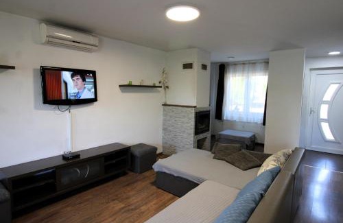 Sostogyogyfurdo Apartment | Family Holiday Apartman
