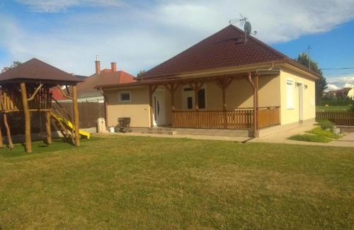 Hajduszoboszlo House | Family Holiday Home