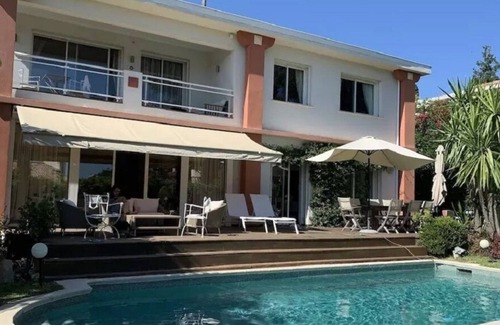 Castelldefels House | family holiday villa