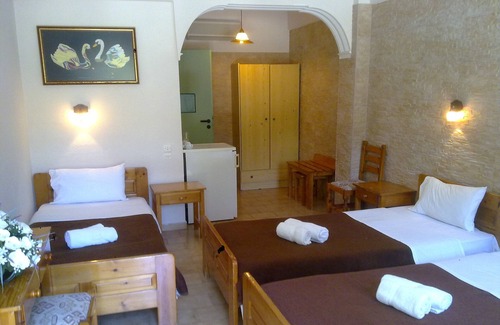 Matala Bed & Breakfast | Family Holidays in Matala South Creta since 1987 !!!