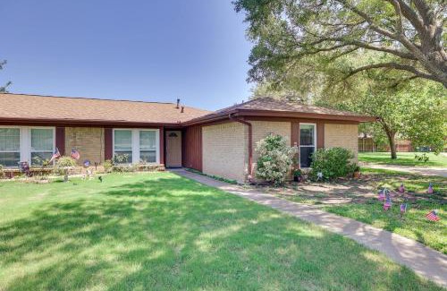 Fort Worth House | Family Home in Fort Worth Pets Welcome!