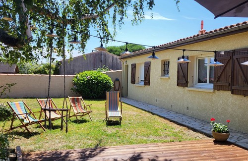 Fouras House | Family home in Fouras - enclosed garden near beach and market
