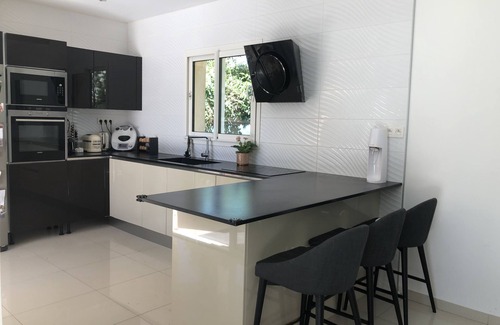 Les Trois Lucs House | Family home in Marseille