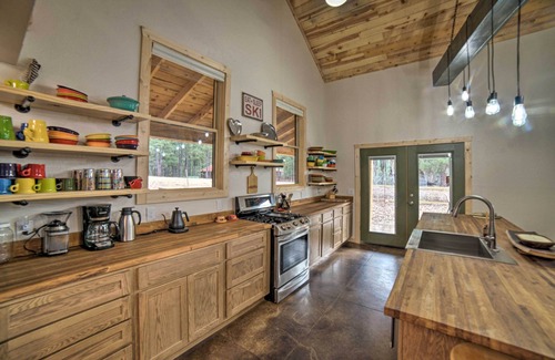 Angel Fire House | Family Home w/Fire Pit & Grill ~ 1 Mi to Slopes!