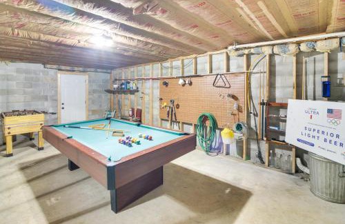 Burkesville House | Family Home with Game Room! 1 Mi to Dale Hollow Lake
