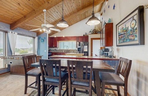 Sea Ranch House | Family home with private hot tub, pool access & game room - dog-friendly