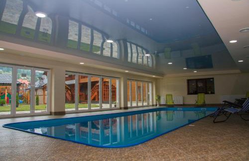 Polyanytsya Hotel | Family Hotel Kaskad