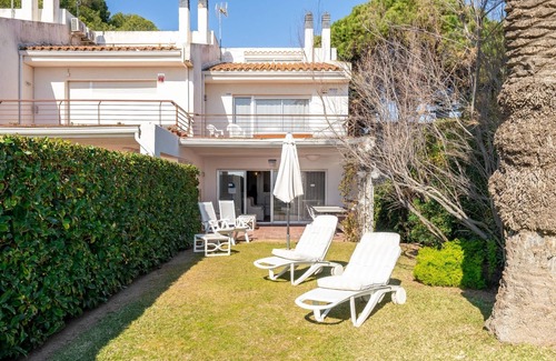 Vilafortuny Villa | Family house with barbecue 8km from Port Aventura