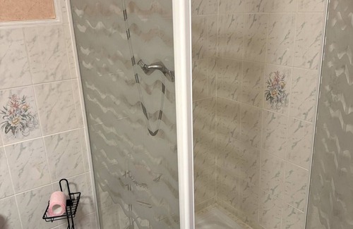 Mirepoix Bed & Breakfast | Family Housing (2 Adults + 1 Child) - Center City
