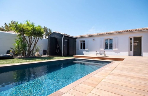 Saint-Martin-de-Re House | Family renovated villa with heated pool - Saint Martin la Cible