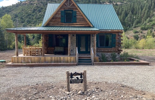 Somerset Cabin | Family Retreat on River in Raggeds with WiFi on Kebler PassnMeal Plans Available