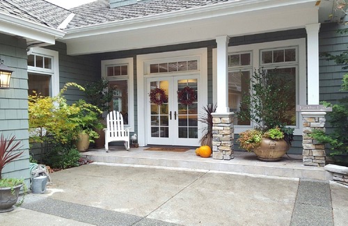 Viewpoint House | Family Reunions, Receptions. Corporate Retreats - Minutes to Microsoft Campus!