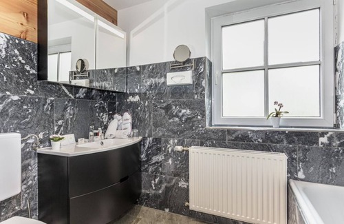 Woerth House | Family room with shower, WC, 2 rooms - Andrelwirt, *Hotel Landgasthof