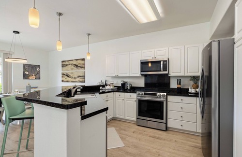 Ko Olina House | Family sized condo minutes walk from beach and golf course in Ko Olina Kai.