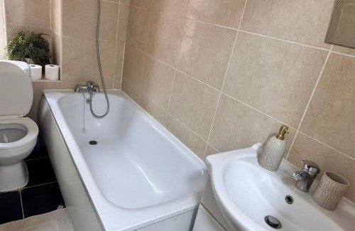 City of Westminster Apartment | Family Studio Apartment In Central London