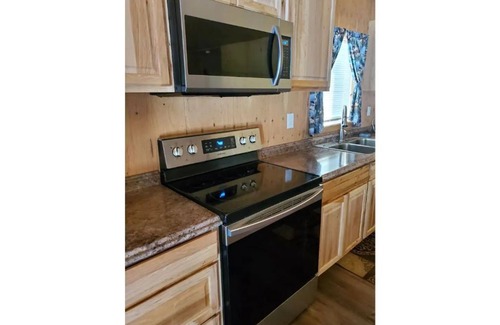 Noxon House | Family suite at Noxon Creekside Motel