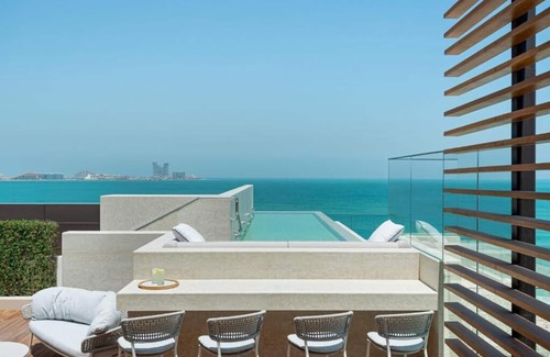 Umm Suqeim 3 Apartment | Family Superior Room Near Jumeirah public Beach