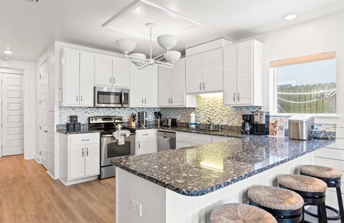 Bahama Beach House | Family Tides A Beach House - Beachfront - Beach House - Slps 20, Free Golf