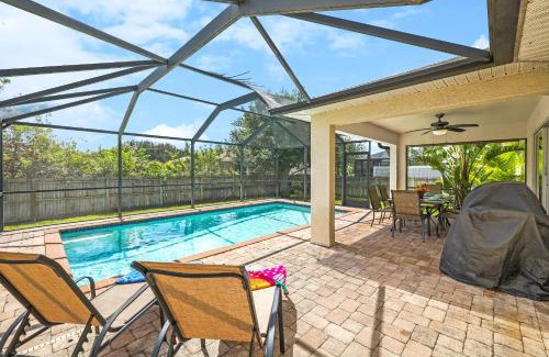 Burnt Store House | Family vacation, heated pool, wake up to enjoy the sunrise - Villa Pine Island